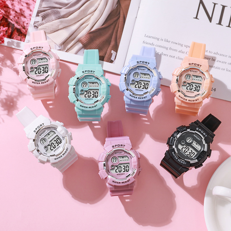 Mode enfants montres lumineux  - Outdoor Sport Smart Watch avis et prix