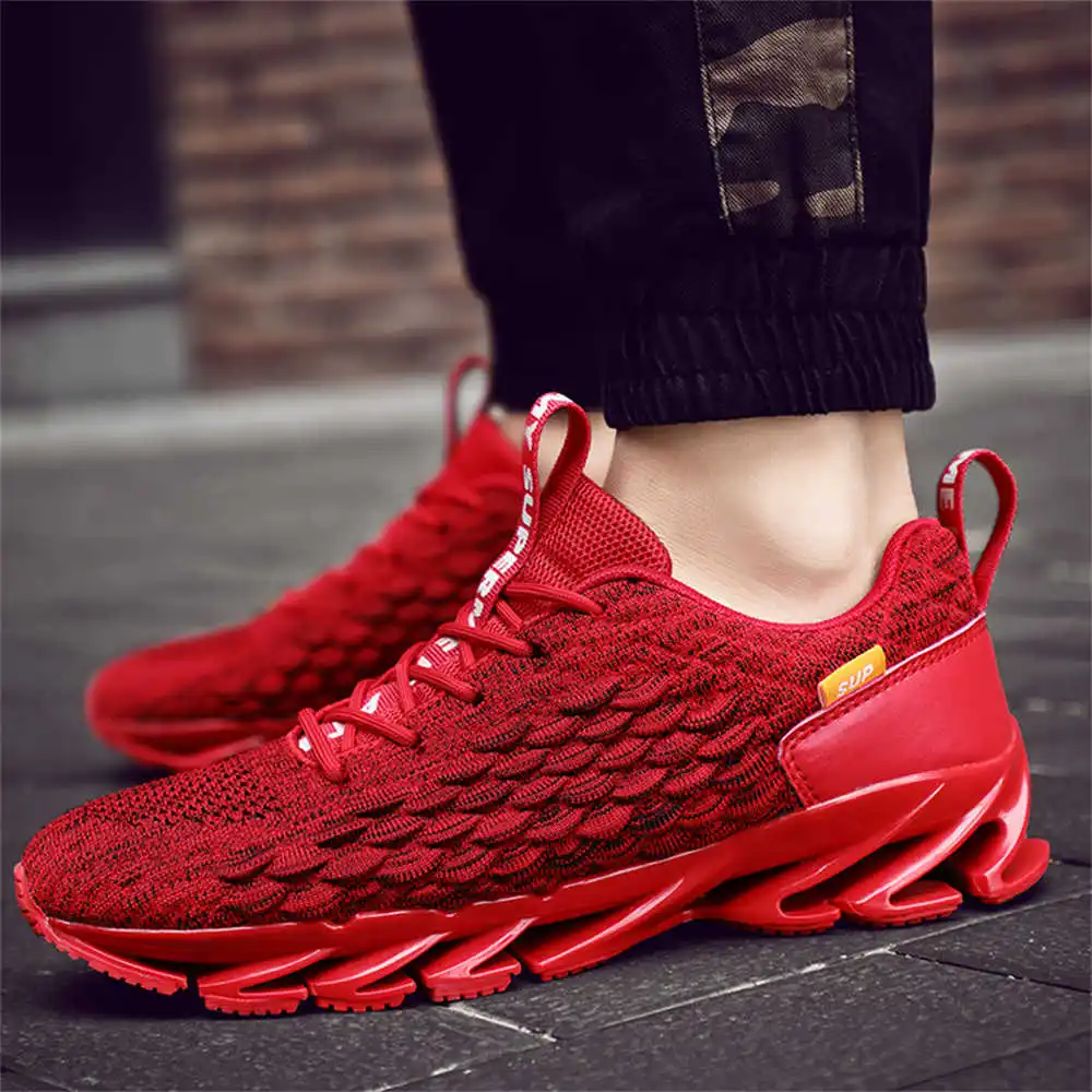 Chaussures de marche pour homm - Outdoor Sport Flooring avis et prix