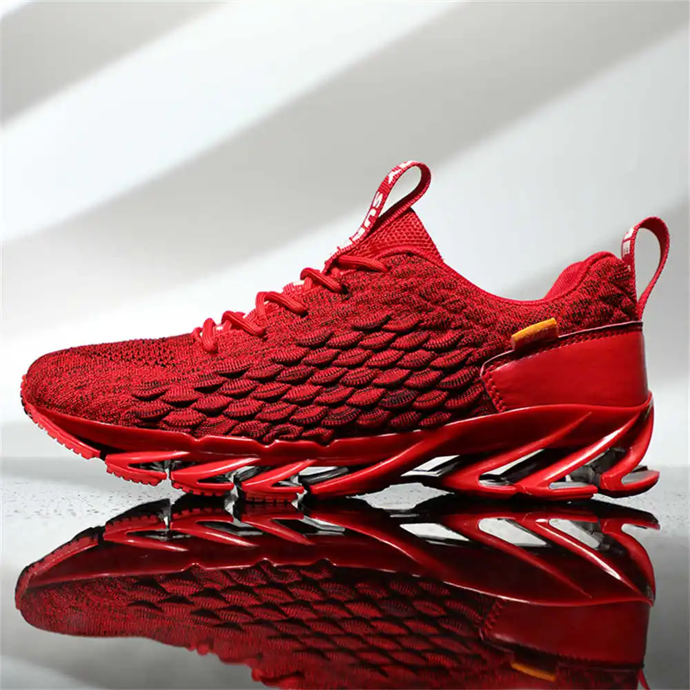 Chaussures de marche pour homm - Outdoor Sport Flooring avis et prix