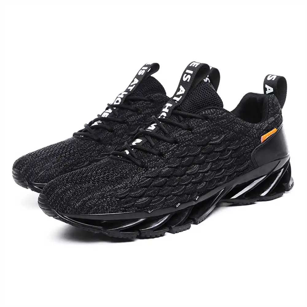 Chaussures de marche pour homm - Outdoor Sport Flooring avis et prix
