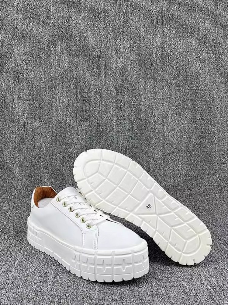 Chaussures de course basses à  - Outdoor Sport Flooring avis et prix